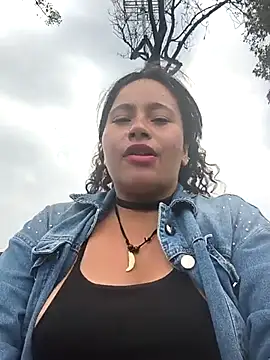 Yaya_watson's Webcam Show