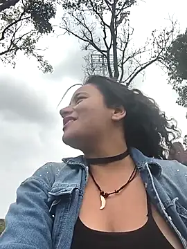 Yaya_watson's Webcam Show