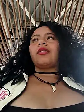 Show de Yaya_watson na webcam