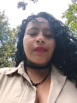 Yaya_watsonのウェブカメラショー