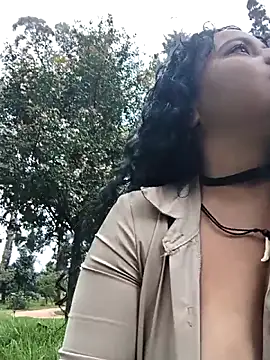 Show de Yaya_watson na webcam