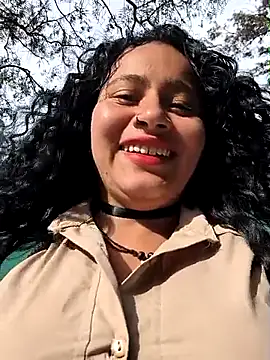 Yaya_watson webkamerás műsora