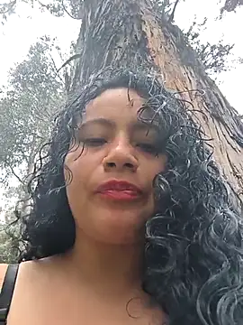 Yaya_watson's Webcam Show