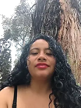 Yaya_watson webcam show