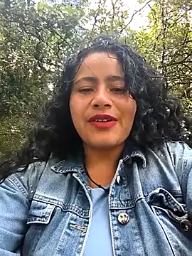 Yaya_watson Show Webcam