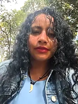 Yaya_watson webkamerás műsora