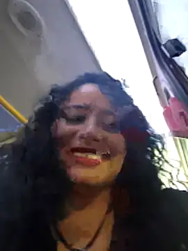 Yaya_watson webkamerás műsora