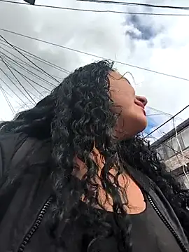 Yaya_watson Show in webcam