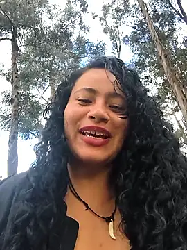 Webkamerová show Yaya_watson