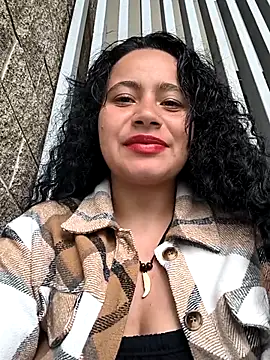 Yaya_watson's Webcam Show