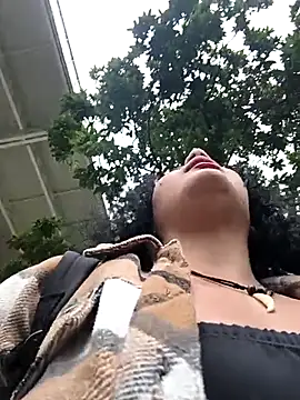 Yaya_watson webkamerás műsora