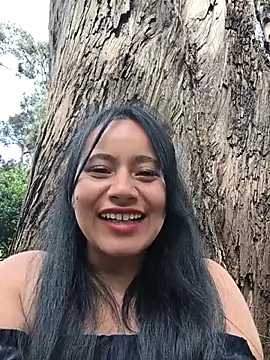 Yaya_watson's Webcam Show