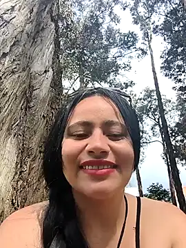 Yaya_watson's Webcam Show