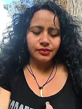 Show modela Yaya_watson na web-kameri