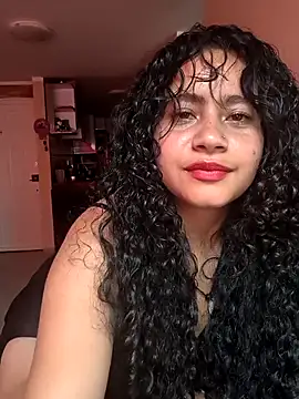 Yaya_watson's Live XXX Chat