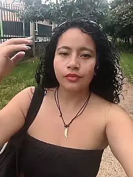 Yaya_watson's Live XXX Chat