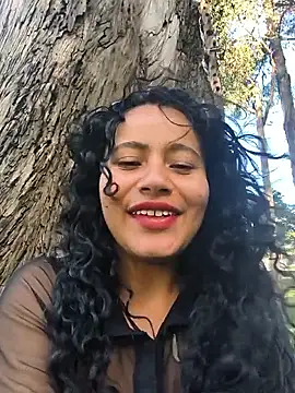 Show de Yaya_watson na webcam