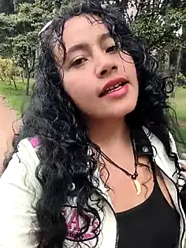 Yaya_watson's Live XXX Chat