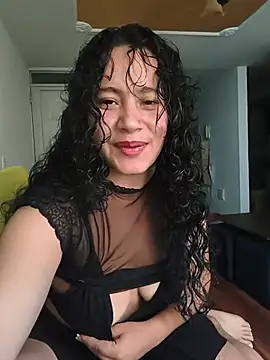 دردشة Yaya_watson الجنسية المباشرة
