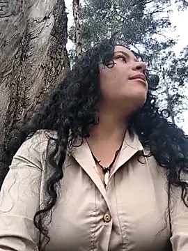 Czat XXX na żywo – Yaya_watson
