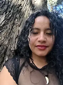 Chat XXX ao vivo de Yaya_watson