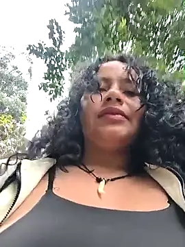 Yaya_watson Webcam show