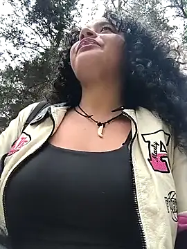 Show de Yaya_watson na webcam