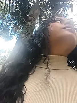 XXX chat uživo modela Yaya_watson