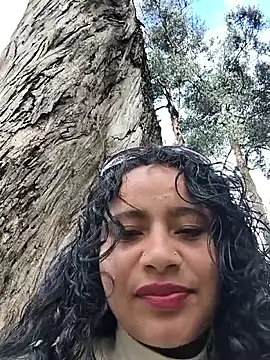 Chat +18 de Yaya_watson ao vivo