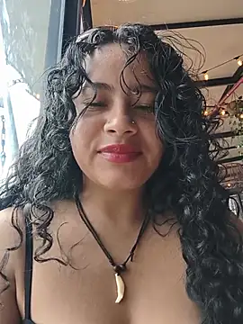 Yaya_watson live XXX chat