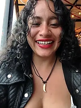 Yaya_watson Adlı Modelin Web Kamerası Şovu