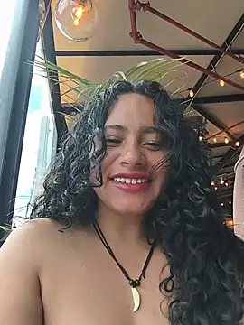 Yaya_watson's Live XXX Chat