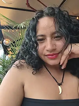 XXX chat uživo modela Yaya_watson
