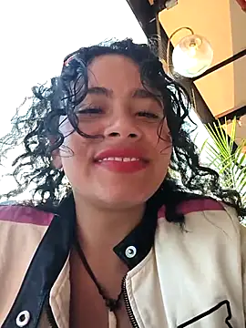 Yaya_watson 라이브 XXX 채팅