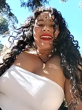 Yaya_watson Webcam show
