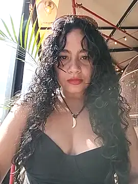 Yaya_watson Pertunjukan Webcam