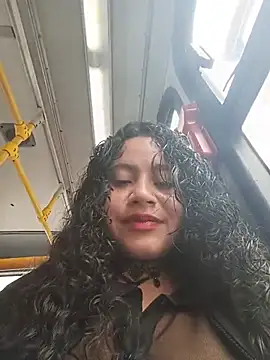 Chat XXX ao vivo de Yaya_watson