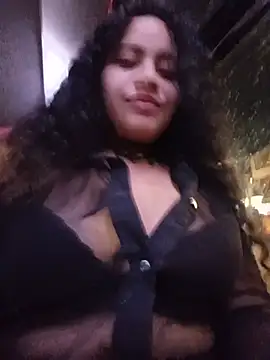 Chat +18 de Yaya_watson ao vivo