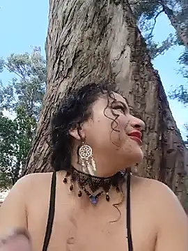 Yaya_paid webcam show