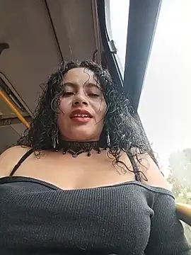 Yaya_paid's Live XXX Chat