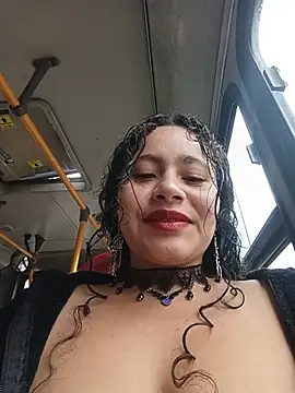 Yaya_paid's Live XXX Chat