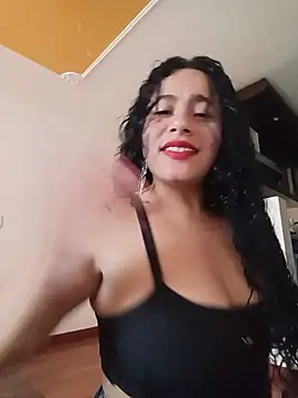 Yaya_paid's Live XXX Chat