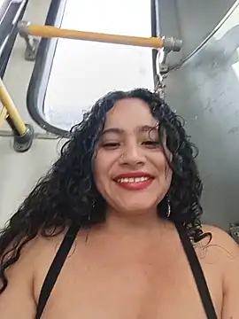 Chat +18 de Yaya_paid ao vivo