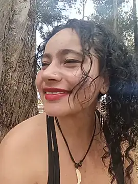 Yaya_paid Chat XXX in diretta