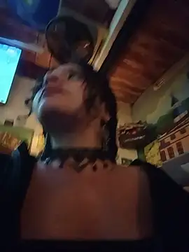 XXX chat uživo modela Yaya_paid