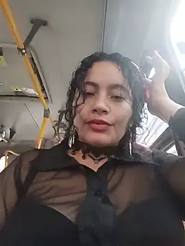 Yaya_paid live XXX chat