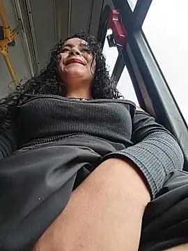 XXX chat uživo modela Yaya_paid