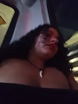 Chat XXX ao vivo de Yaya_paid