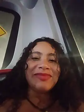 Yaya_paid Show in webcam