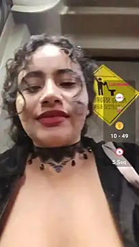 Show modela Yaya_paid na web-kameri
